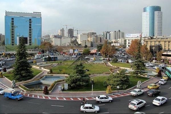 کلینیک دندان‌پزشکی گاندی در قلب منطقه ۳ تهران: ایمپلنت، لمینت، عصب‌کشی با میکروسکوپ، ارتودنسی و درمان لثه. دسترسی آسان از ونک، گاندی، آرژانتین، جردن، ظفر، همت و حقانی. با رهبری دکتر حسین حصاری با ۳۰ سال تجربه.